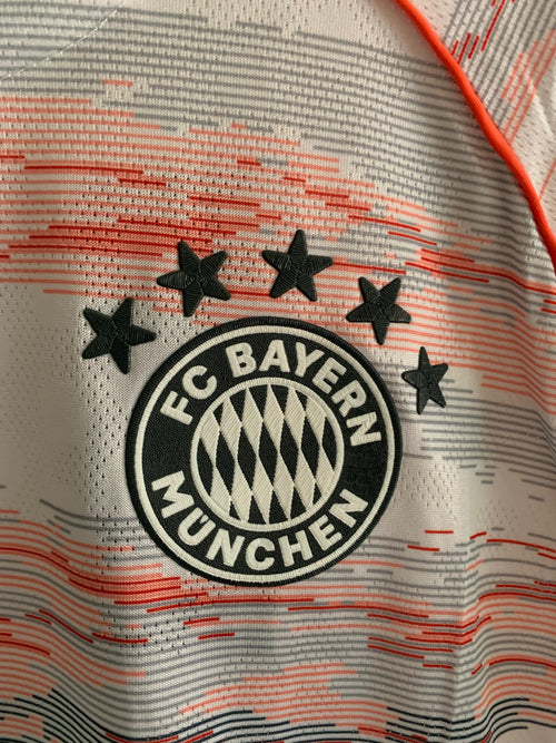 BAYERN MUNICH AWAY KIT