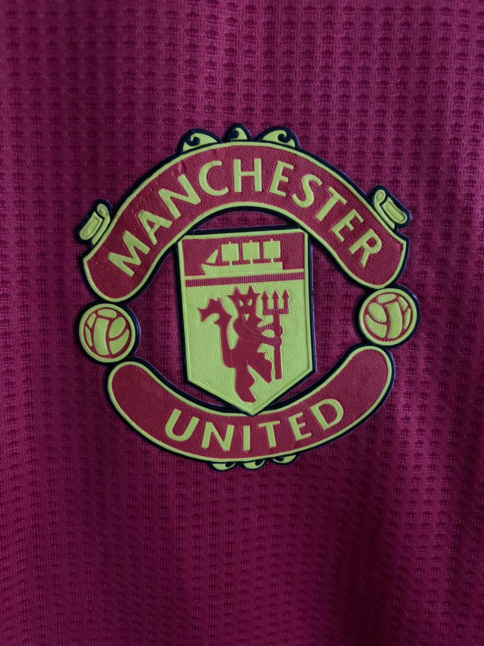 MAN UTD HOME KIT